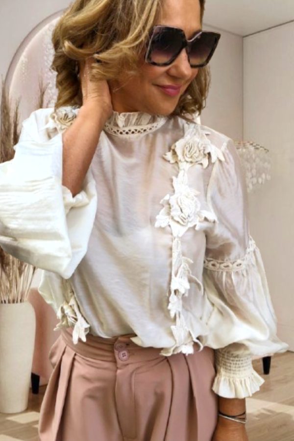 ANUSCA viscose BLÚZ csipkével