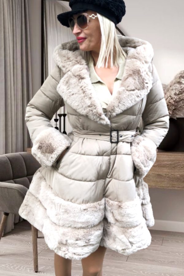 CHARLOTTE prémes STEPPELT KABÁT övvel