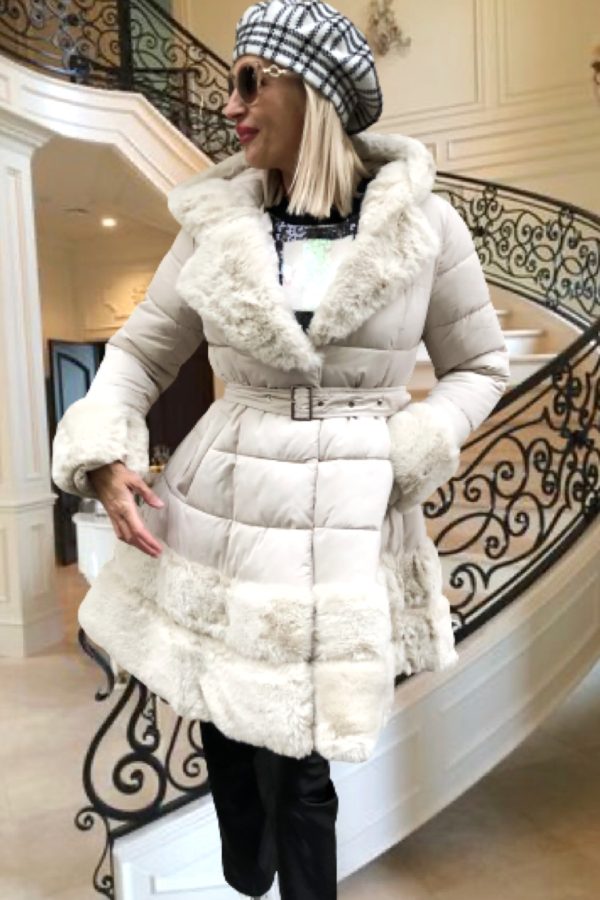 CHARLOTTE prémes STEPPELT KABÁT övvel