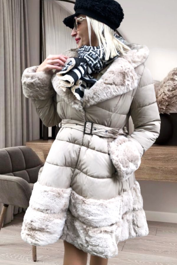 CHARLOTTE prémes STEPPELT KABÁT övvel