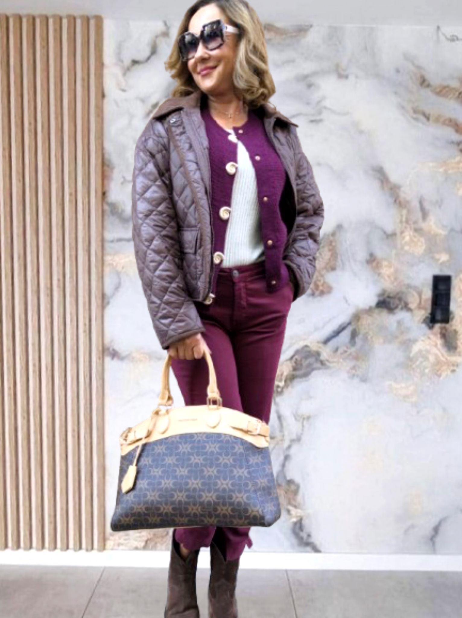 CHIARA vékony STEPPELT KABÁT/JACKET CHIARA vékony STEPPELT KABÁT/JACKET