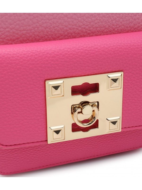 KASSANDRA közepes méretű HÁTIZSÁK láncos pánttal