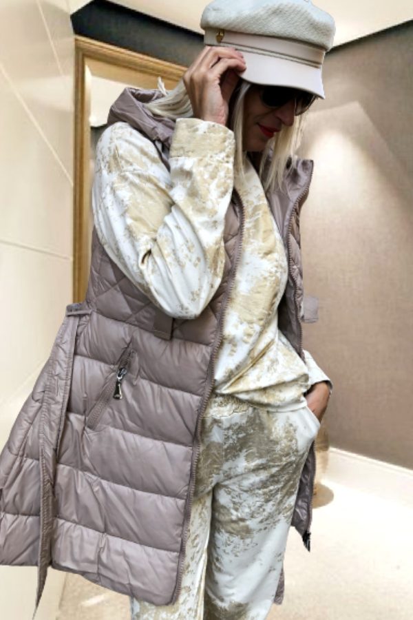 MELISSA karcsúsÍtott STEPPELT MELLÉNY kapucnival